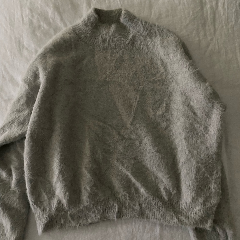 H&M sweater